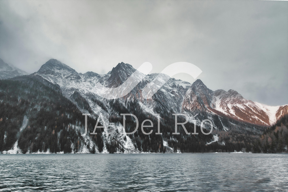 Fifth Resolution on Amendments to the General Foreign Trade Rules for 2025 and Annexes 1, 2, and 5.